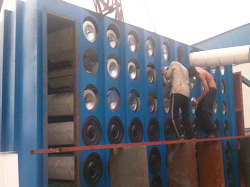 脈沖式濾筒除塵器的除塵效率高，可在多個(gè)行業(yè)進(jìn)行使用